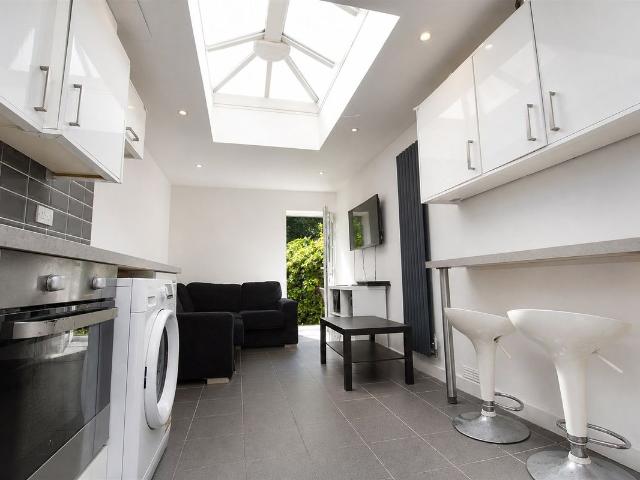 Dawlish Road, Birmingham B29, 6 bed shared accommodation to rent, £472 pcm | PrimeLocation