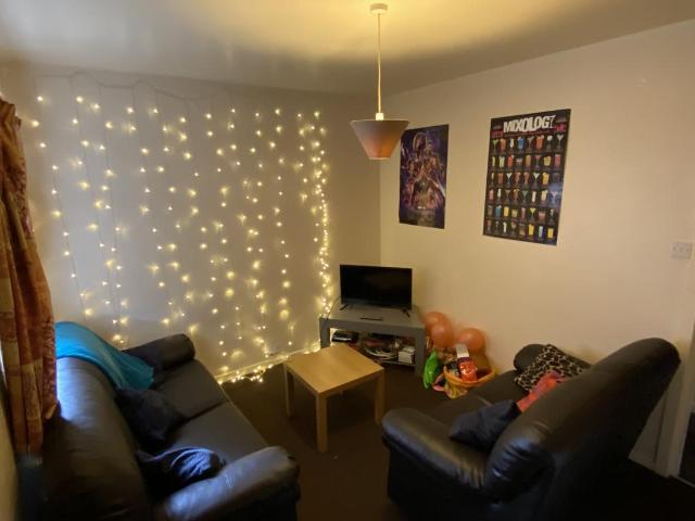 Dawlish Road, Selly Oak B29 5 bed house to rent £2,173 pcm £501 pw