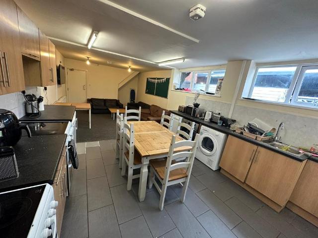 Dawlish Road, Selly Oak B29 7 bed house to rent £3,346 pcm £772 pw