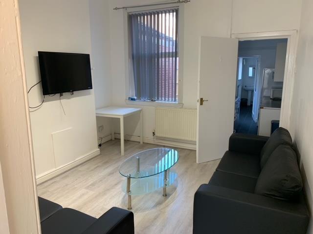 Dawlish Road, Selly Oak, Birmingham 3 bed semi detached house to rent £1,430 pcm £330 pw