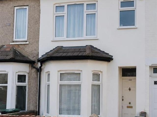 Dawlish Road, Tottenham, London N17, Studio to rent, £1,150 pcm | PrimeLocation