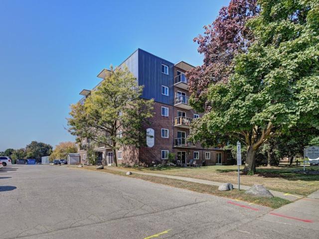Dawson Road Apartments