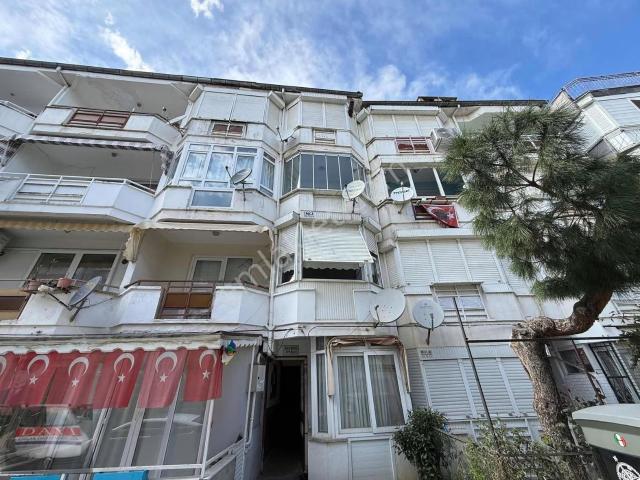 Dayı Emlaktan Masrafsız 5 Durakta Ara Kat Satılık Daire
