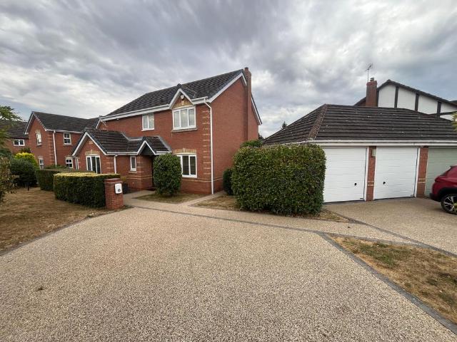 Daybell Road, Moira, DE12 4 bed detached house to rent £2,000 pcm £462 pw