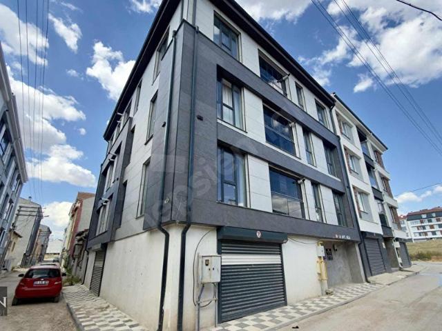 DBN GAYRİMENKUL'DEN ÇAMLICA MAH. 2+0 65 M2 SATILIK LÜKS APART