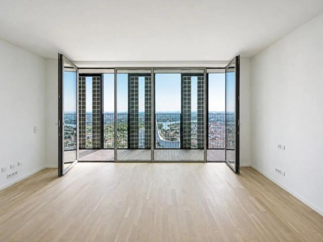 DC2 Tower: 39. Etage Panorama Ausblick und Loggia