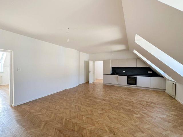 DG WOHNUNG Nähe U6 Michelbeuern AKH | Helle DG Wohnung mit Lift & großzügiger Wohnküche