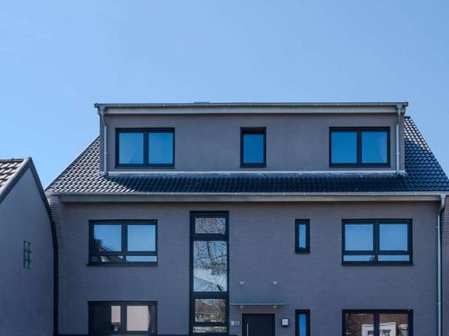 DG Erstbezug nach Sanierung in Sindorf