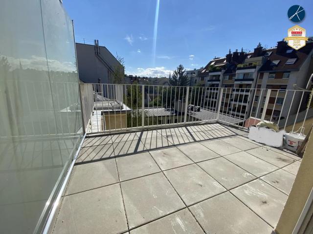 DG Garconniere mit Südterrasse | Direkt bei Straßenbahn Linie 2