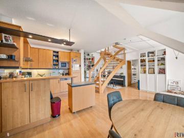 DG Maisonette im Zentrum Garagenstellplatz I Nähe Schnellbahn I Ruhelage I Ankleidezimmer I Wiener Straße und Strasshof an der Nordbahn
