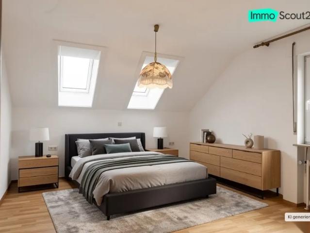 DG mit Sonnenbalkon & eigener PV – Haus komplett erneuert