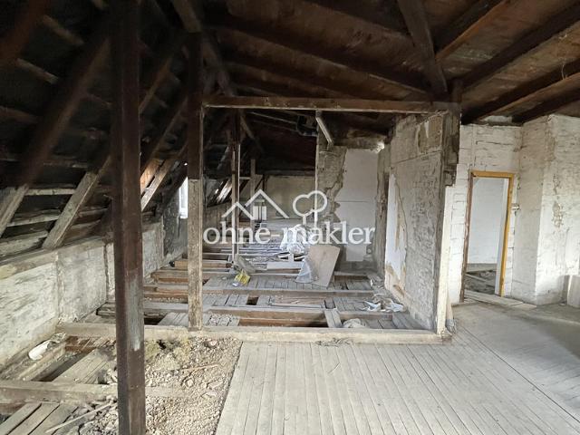 DG Rohbau mit Vision – 220 m² & genehmigter Dachterrasse, Dachsanierung notwendig