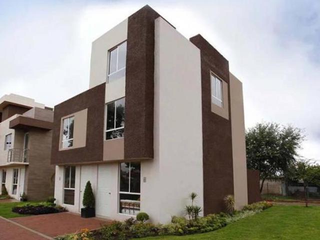 DE 3 NIVELES CASAS $1,389,000 EN CHALCO. A 10 MINUTOS DEL CENTRO