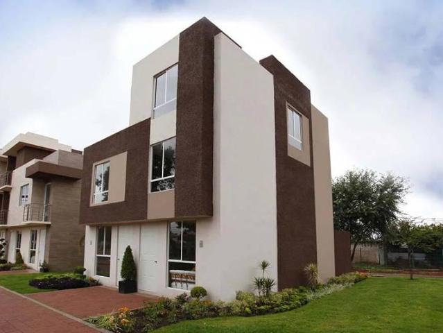DE 3 NIVELES CASAS $1,389,000 EN CHALCO. A 10 MINUTOS DEL CENTRO