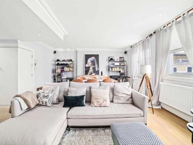 De Vere Gardens, Kensington, W8