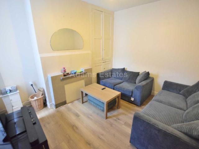 De Beauvoir Road, Reading RG1, 4 bed terraced house to rent, £2,200 pcm | PrimeLocation