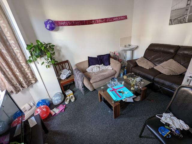 De Beauvoir Road, Reading RG1, 6 bed terraced house to rent, £3,300 pcm | PrimeLocation