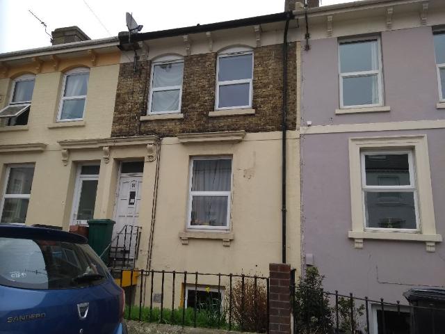 De Burgh Street, Dover CT17, 1 bed maisonette to rent, £695 pcm | PrimeLocation