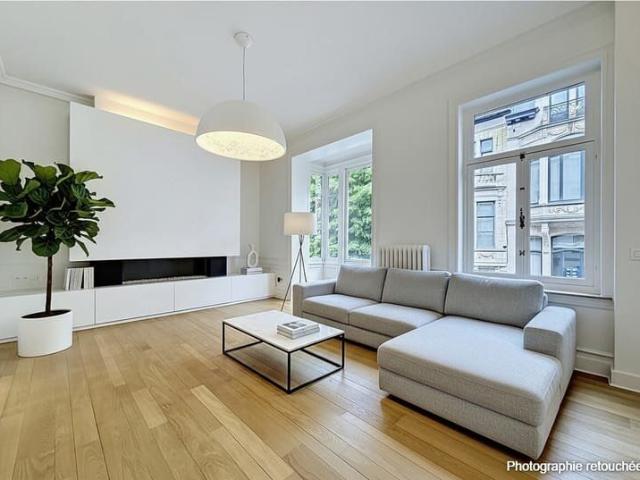 De Crayer: a splendid, renovated 5 bedroom mansion