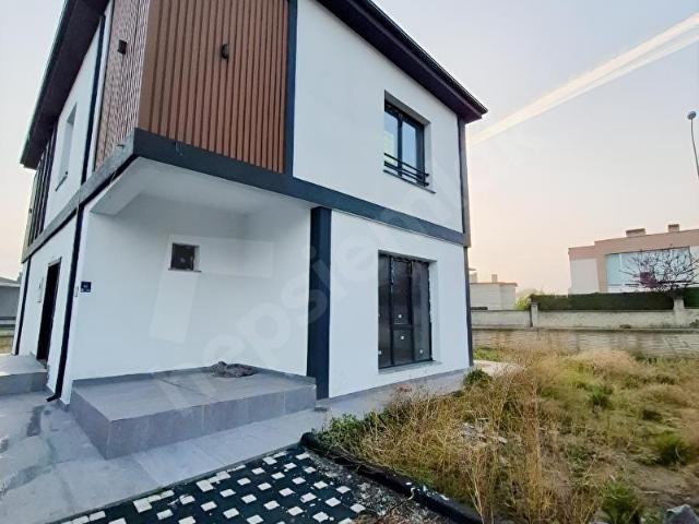 DEĞER GYO FIRSAT ALTINOLUK SIFIR 600M2 VİLLA 2 ADET MEVCUT 5+1
