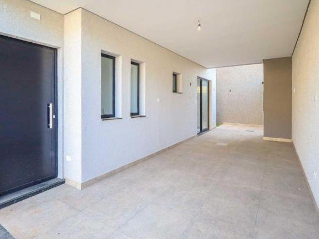 DE FRENTE, COM TERRAÇO NO BOQUEIRÃO