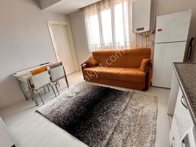 Değirmenönü Ara Kat Kiralık Eşyalı 1+1 Apart