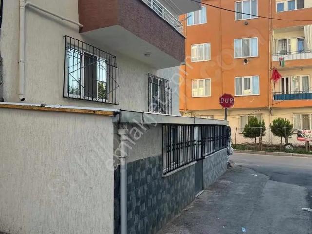 Değirmenönü Cadde Üzeri 3,5 Katlı Bina Ve Dükkan