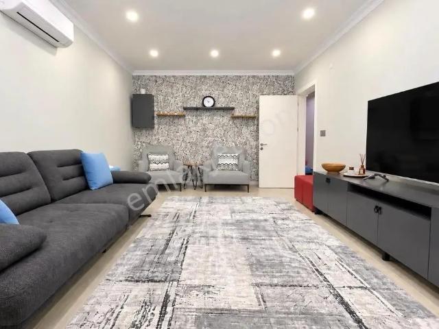 Değirmenönü’nde 125 M² Çift Balkonlu 2+1 Fırsat Daire