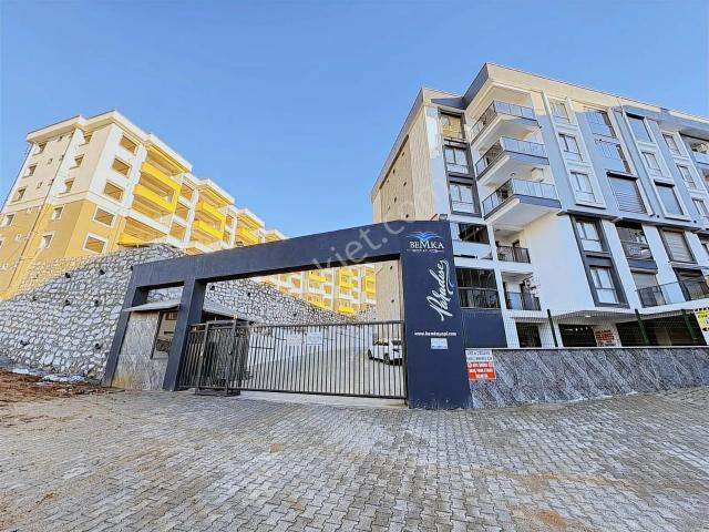 Değirmendere Bemka Paradise'da Eşyasız Kiralık 1+1 Daire