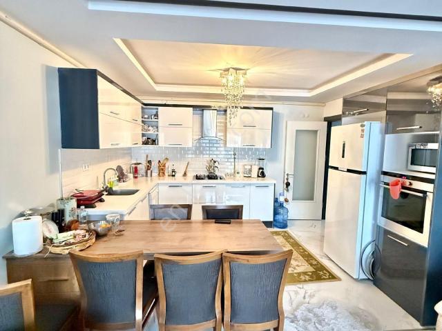 Değirmendere Mah. Havuzlu Elit Güvenlikli Sitede Satılık 2+1 100m2daire