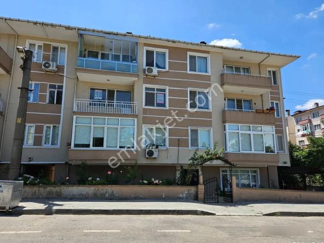 Değirmendere Yüzbaşılarda 2.nci Kat Kiralık Daire
