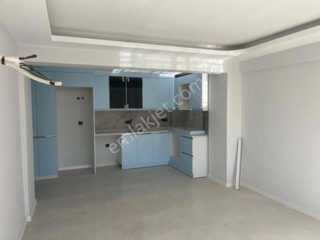 Değirmendere'de 1+1 Sıfır Havuzlu Satılık Daire