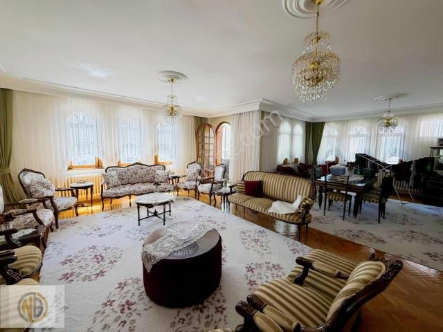 Değirmiçemde Ana Bulvar Üzeri 3+1 Ultra Geniş Çift Balkon