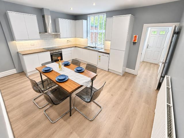 De Lacy Mount, Kirkstall, Leeds, West Yorkshire LS5, 3 bed terraced house to rent, £1,629 pcm | PrimeLocation