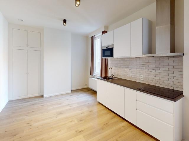 De Meester | 7769466 | Te huur | ANTWERPEN ZUID Praktis.