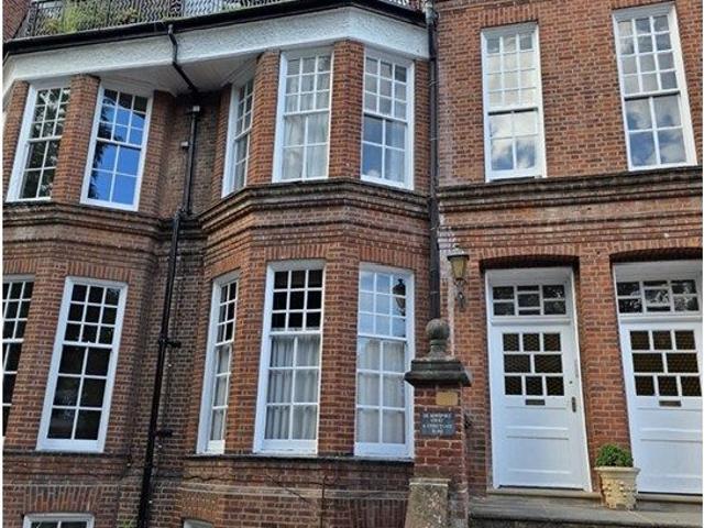 De Montfort Court, Leicester LE2, 1 bed flat to rent, £700 pcm | PrimeLocation