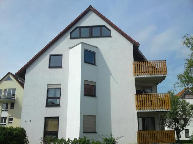 Dem Himmel ein Stück näher – Dachgeschosswohnung mit Balkon und separater Mansarde