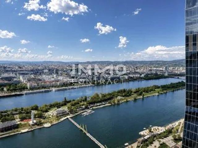 dem Himmel so nahre DC2 Living 2 Zimmer West Ausrichtung mit Loggia