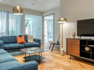Demes Newsagent, 1 Greycoat Place, Westminster, London, SW1P 1SB, United Kingdom | 3 bed apartment for rent #164909600 | Rentberry