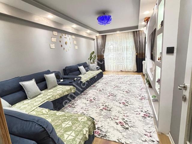 Demet Evlerde 4+1 Ve 232 M2 6 Yılık Binada Satılık Dublex Daire Fırsat