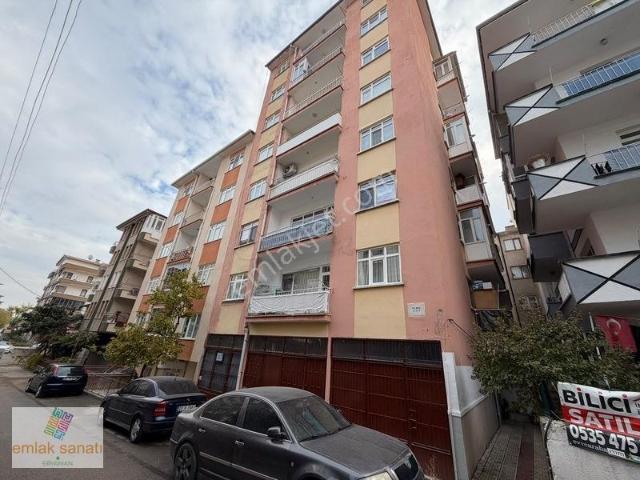 Demetevler Merkezi Konumda 3+1 Satılık Daire