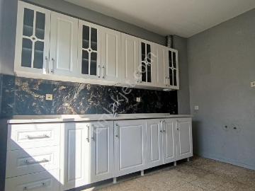 Adana ili, Akdeniz Bölgesi - Balkon, Güvenlik kapısı