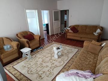 Demetevler'de Metro Yakını Full Eşyalı Asansörlü Kiralık 3+1