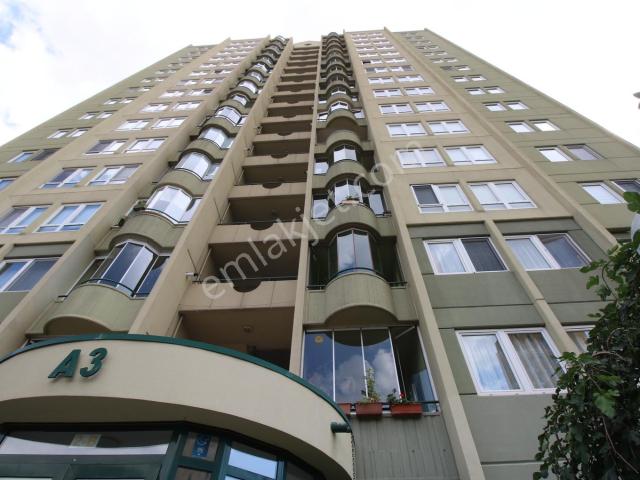 Demetkent Sitesinde Ara Kat 3+1 Satılık Daire