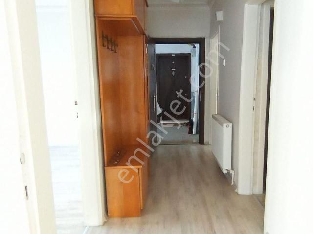 Demetlale Mah. 406.caddede eski3 Yapılı 3+1 Kiralık Daire