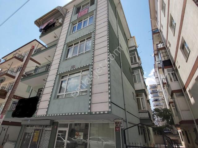 Demetlale Mahallesi 405.caddede Eşyalı 3+1 Kiralık Daire