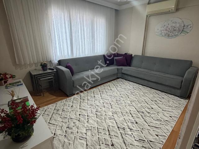 Demetten Önü Açık Full Tadilatlı Kapalı Mutfak Satılık Daire.