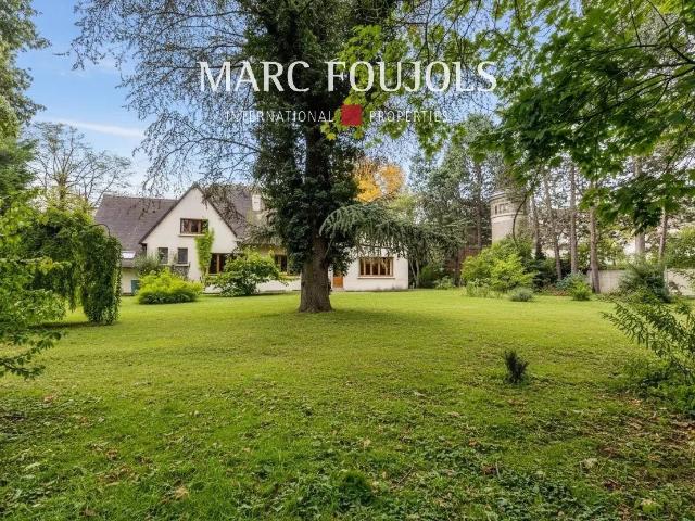 Demeure avec grand jardin Compiegne triangle d'or 280m² Compiègne