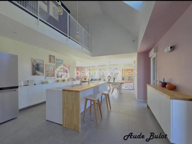 Demeure du Nord individuelle en semi plain pied – 150m², offrant confort moderne, luminosité exceptionnelle et finitions soignées sur une parcelle d'environ 500m²