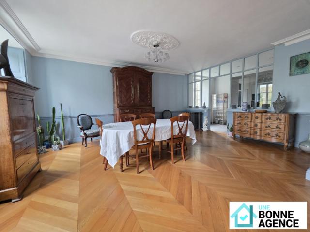 Demeure de caractère 304 m² + Gîte indépendant – Vue Loire